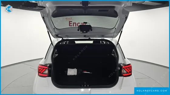 HYUNDAI VENUE 1,6 PREMIUM