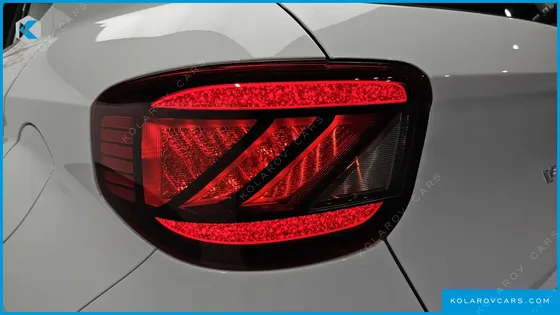 HYUNDAI VENUE 1,6 PREMIUM