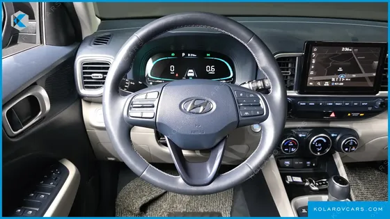 HYUNDAI VENUE 1.6 FLUX