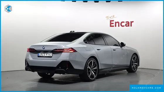 BMW 5 SERIES 530E M SPORT
