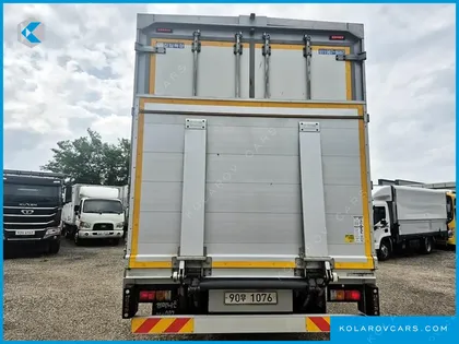HYUNDAI MEGA TRUCK PREMIUM