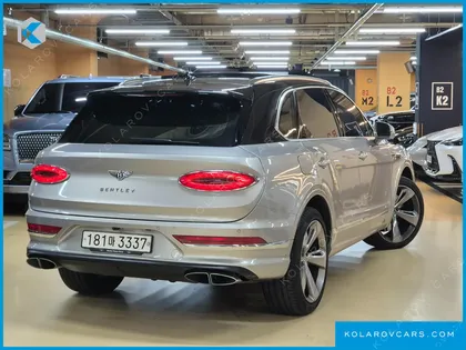 BENTLEY BENTAYGA 4.0 V8 AZURE