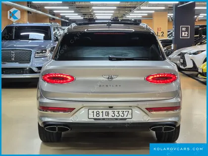 BENTLEY BENTAYGA 4.0 V8 AZURE