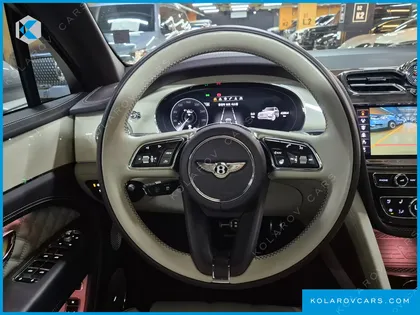 BENTLEY BENTAYGA 4.0 V8 AZURE