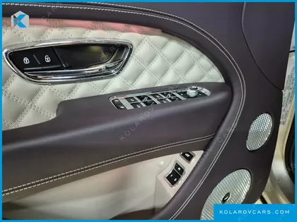BENTLEY BENTAYGA 4.0 V8 AZURE
