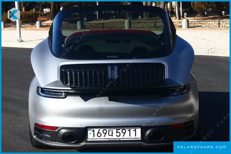 PORSCHE 911 TARGA 4