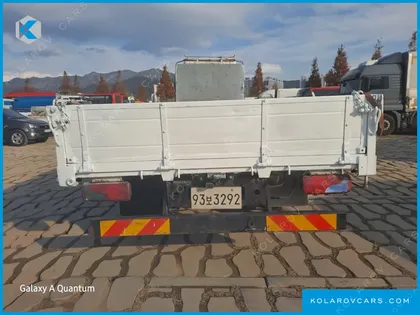 TATA DAEWOO NOBUS MID-SIZE TRUCK ROYAL