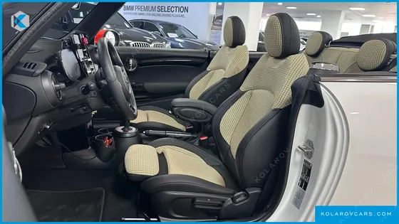 MINI COOPER CONVERTIBLE RESOLUTE EDITION