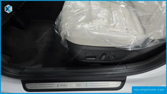 HYUNDAI GRANDEUR 2.5