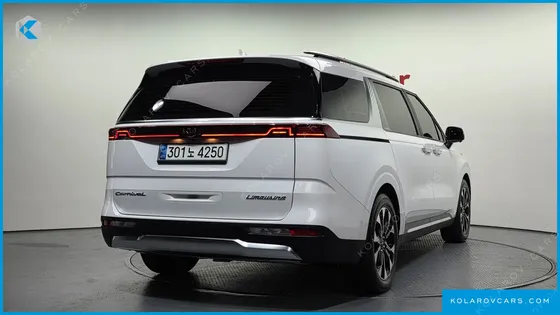 KIA CARNIVAL 7-SEATER SIGNATURE
