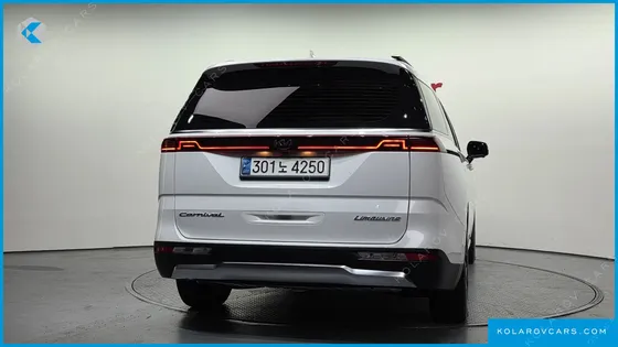 KIA CARNIVAL 7-SEATER SIGNATURE