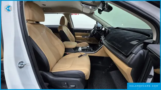 KIA CARNIVAL 7-SEATER SIGNATURE