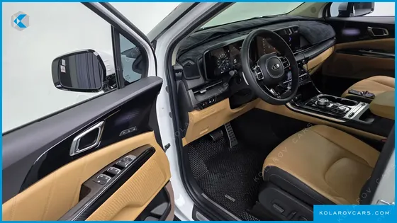 KIA CARNIVAL 7-SEATER SIGNATURE