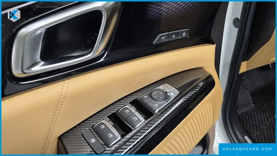 KIA CARNIVAL 7-SEATER SIGNATURE