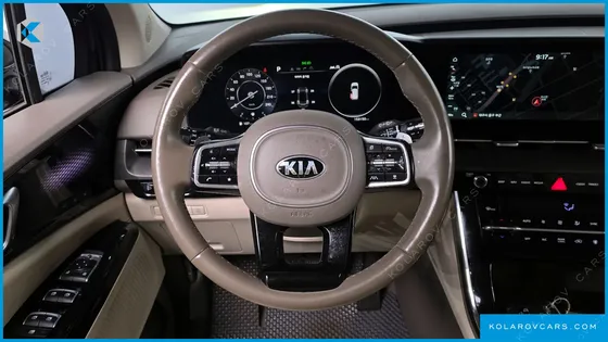 KIA CARNIVAL 9-SEATER SIGNATURE