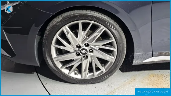 HYUNDAI GRANDEUR 2.5