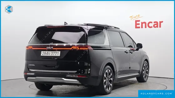 KIA CARNIVAL 9-SEATER SIGNATURE
