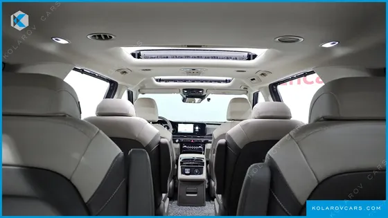 KIA CARNIVAL 9-SEATER SIGNATURE