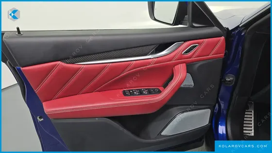 MASERATI LEVANTE 3.8 GTS AWD