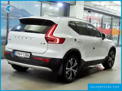 VOLVO XC40 B4 INSCRIPTION