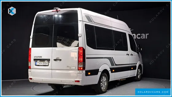 HYUNDAI SOLATI 11-SEATER