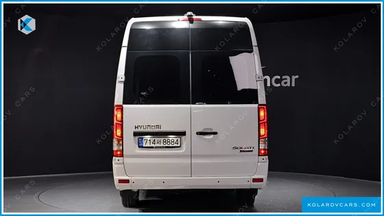 HYUNDAI SOLATI 11-SEATER