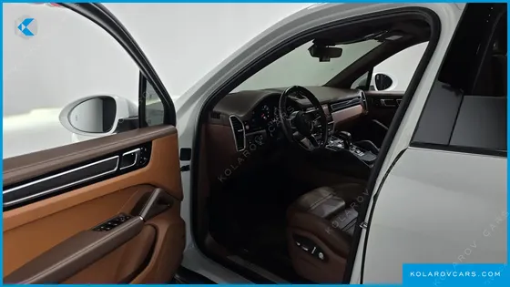 PORSCHE CAYENNE 3.0