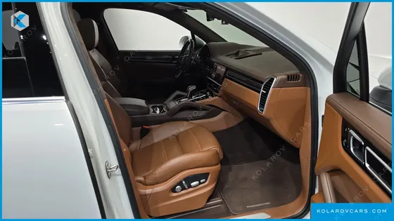 PORSCHE CAYENNE 3.0