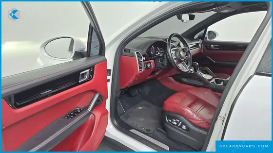 PORSCHE CAYENNE 3.0