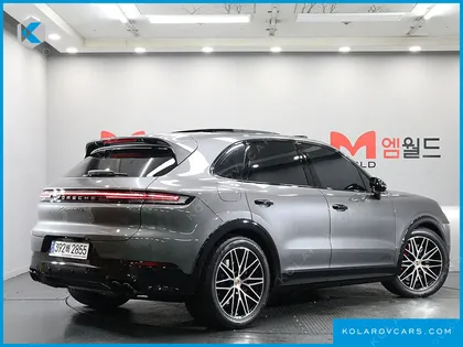 PORSCHE CAYENNE 4.0 GTS