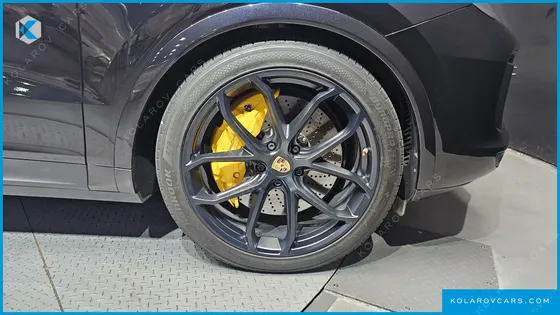 PORSCHE CAYENNE 3.0