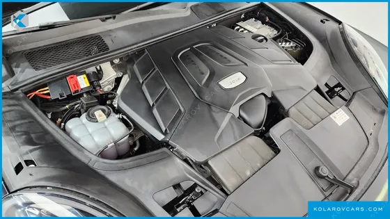 PORSCHE CAYENNE 3.0