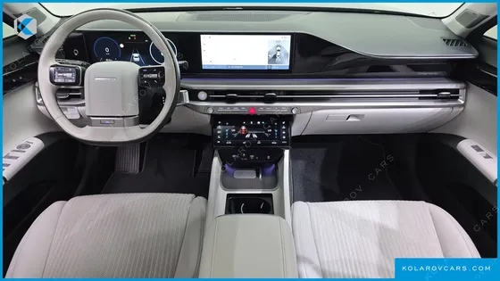 HYUNDAI GRANDEUR 2,5 GASOLINE 2WD