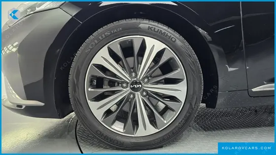 KIA K8 SIGNATURE
