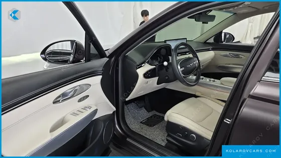 GENESIS GV70 2.5T GASOLINE 2WD