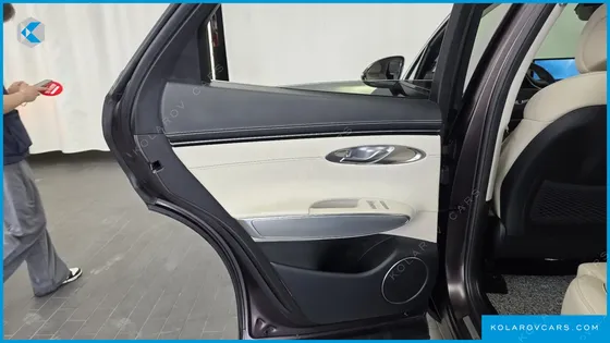 GENESIS GV70 2.5T GASOLINE 2WD