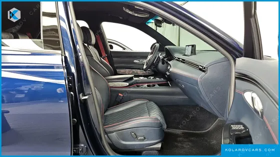 GENESIS GV70 2.5T GASOLINE 2WD
