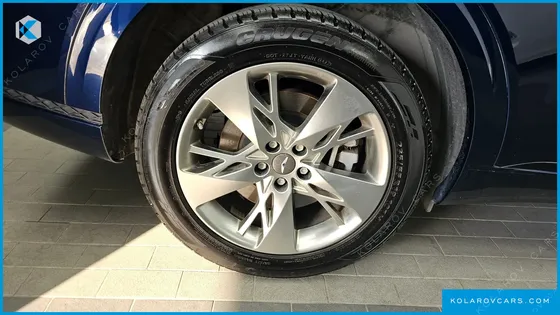 GENESIS GV70 2.5T GASOLINE 2WD