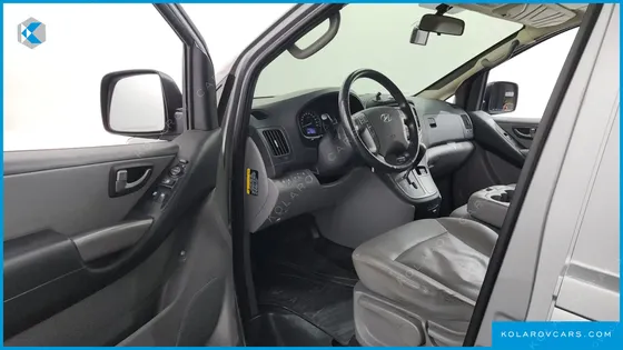 HYUNDAI STAREX CAMPING CAR