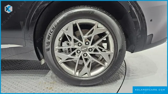 GENESIS GV70 2.5T GASOLINE 2WD