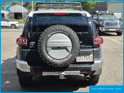 TOYOTA FJ CRUISER 4WD V6