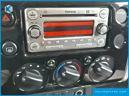 TOYOTA FJ CRUISER 4WD V6