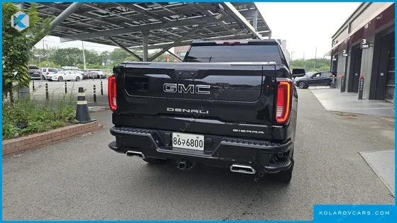 GMC SIERRA DENALI-X