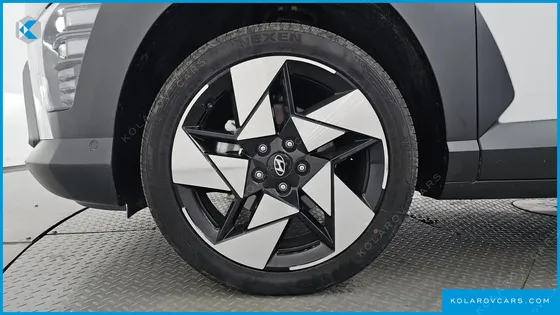 HYUNDAI KONA GASOLINE 1.6 TURBO 4WD