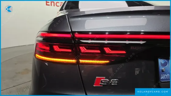 AUDI S8 4.0 TFSI QUATTRO LWB