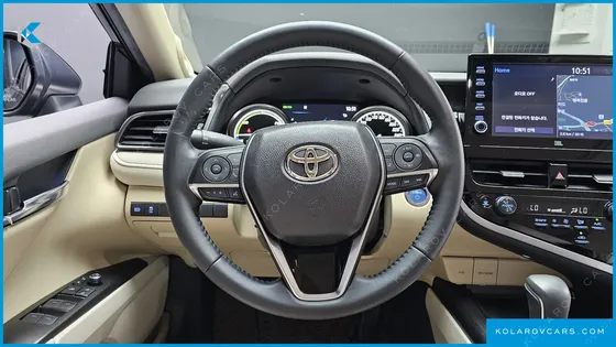 TOYOTA CAMRY 2.5 XLE HYBRID