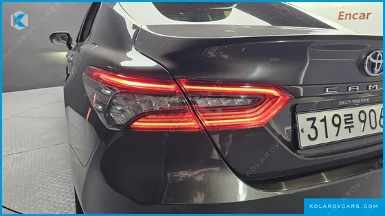 TOYOTA CAMRY 2.5 XLE HYBRID