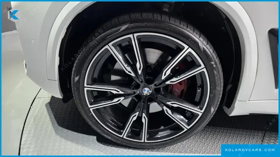 BMW X5 M60I