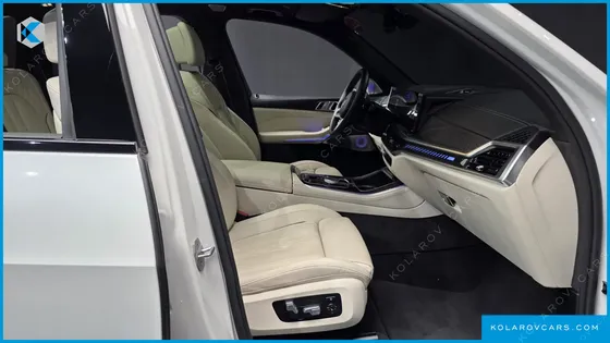 BMW X5 M60I