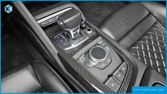 AUDI R8 5.2 V10 SPYDER
